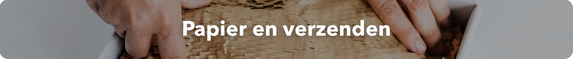 Producten met betrekking tot papier, post, schrijfwaren en verzenden
